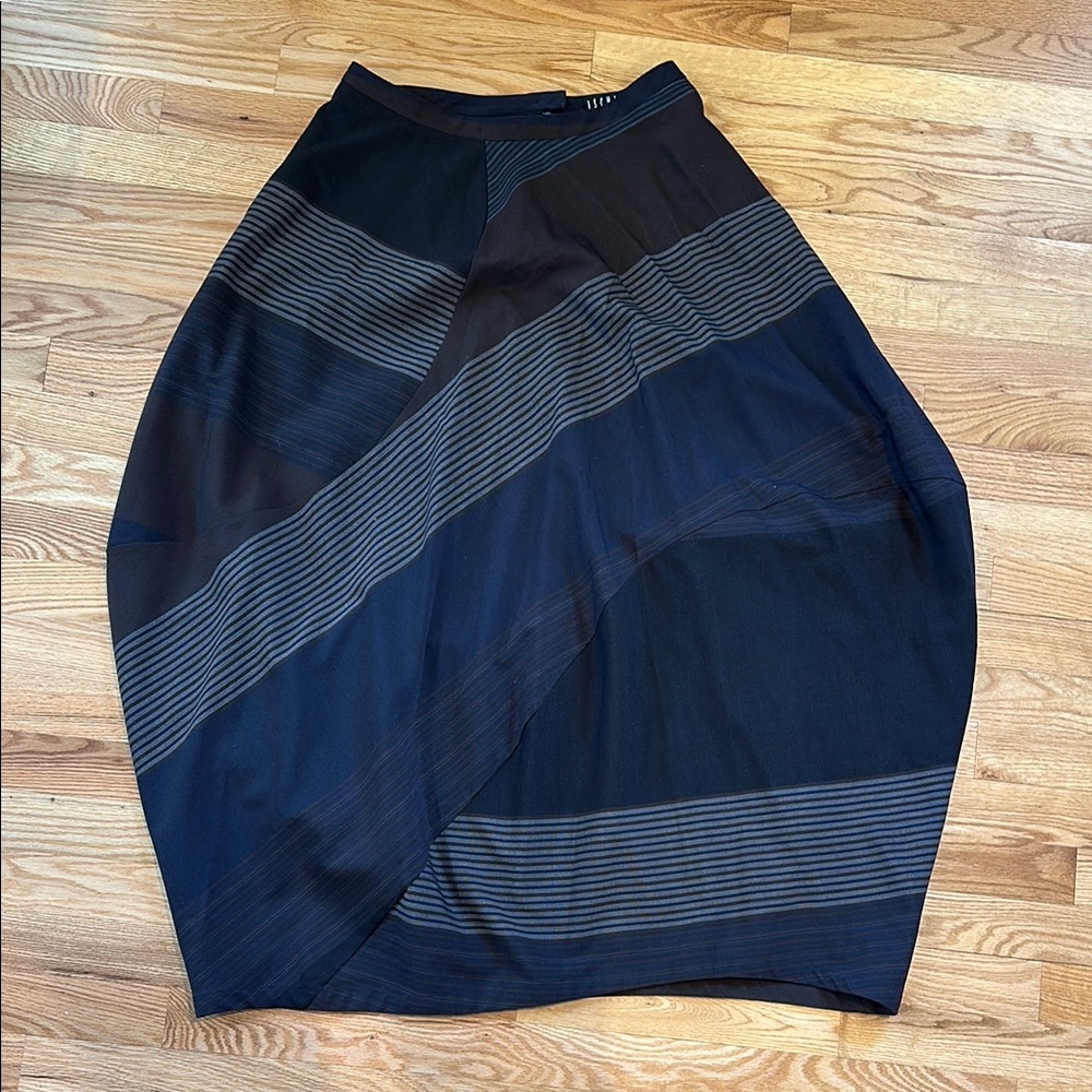 Ishinko / Oska Skirt
